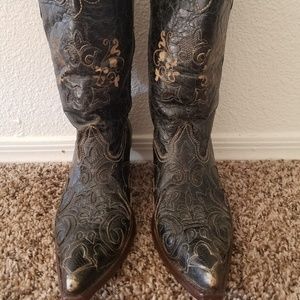 Corral Distressed Black Cowgirl Boots